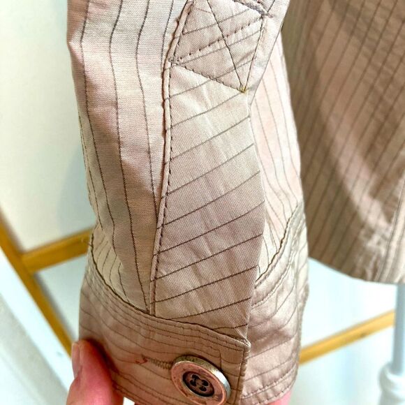 Finicky Filly Rare Elegant Blazer in Shimmery Pink w/ gray, zipped pockets - Picture 10 of 16